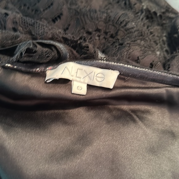 ALEXIS black lace tiered halter straps cocktail party dress S - Picture 7 of 8